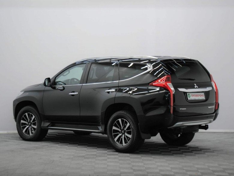 Mitsubishi pajero sport 3 черный