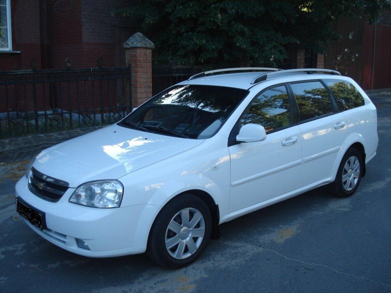 Chevrolet Lacetti 2012 универсал