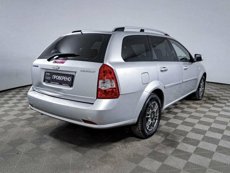 Шевроле лачетти универсал серебристый