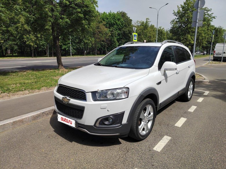 Chevrolet captiva 2013 белый