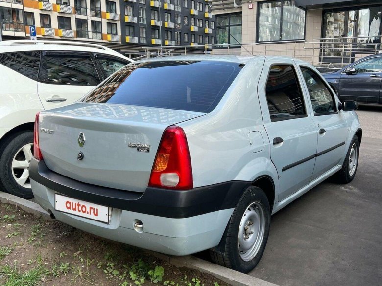 Логан серебристый