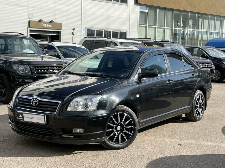 Тойота Авенсис