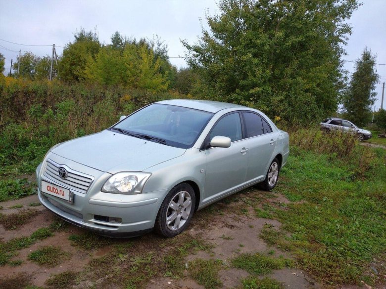 Toyota avensis 2003