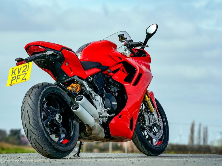 Ducati Supersport 950