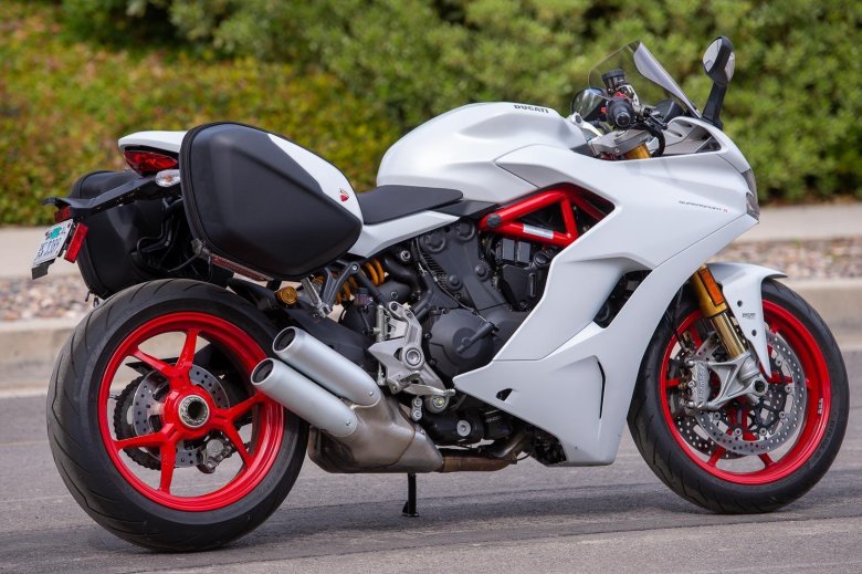 Ducati Supersport 950