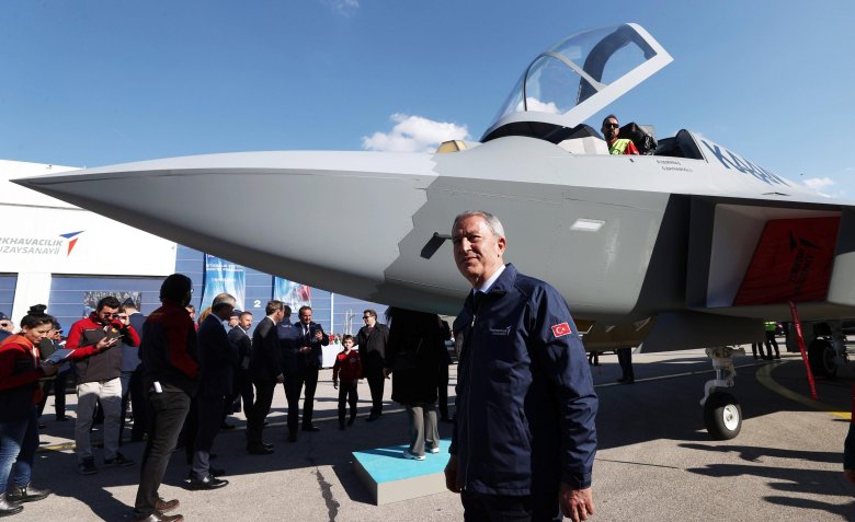 Истребитель Каан турецкий