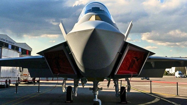 Истребитель Каан турецкий