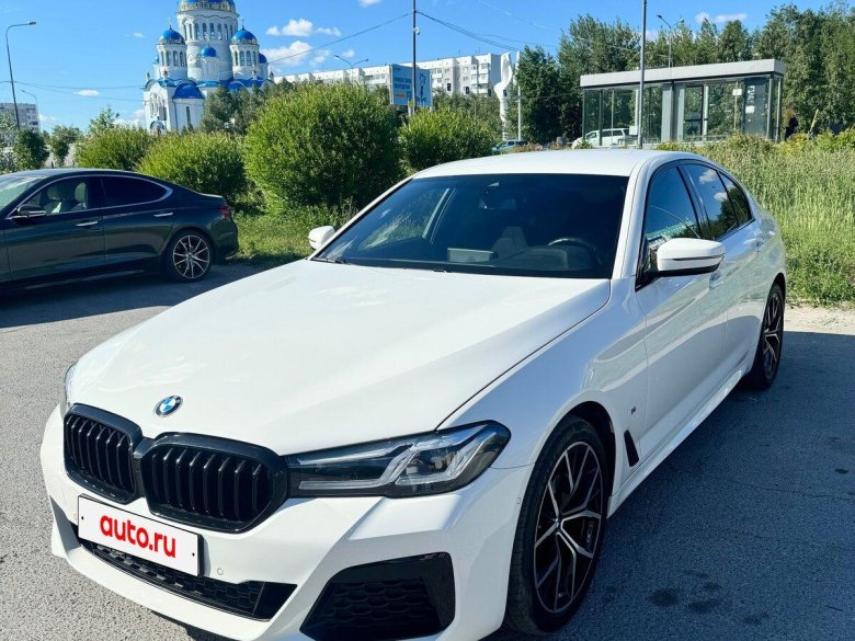 Бмв 5 серия 2020