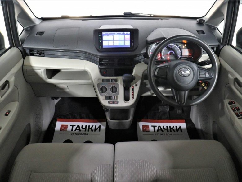 Daihatsu move 6