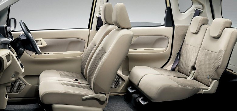 Чехлы на Дайхатсу мув