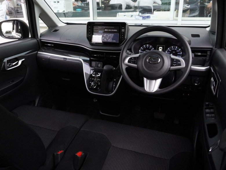 Daihatsu move 2015 салон