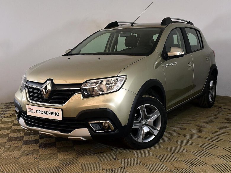 Reno Sandero 2022 goda