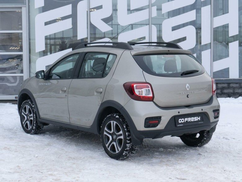 Renault sandero stepway 1