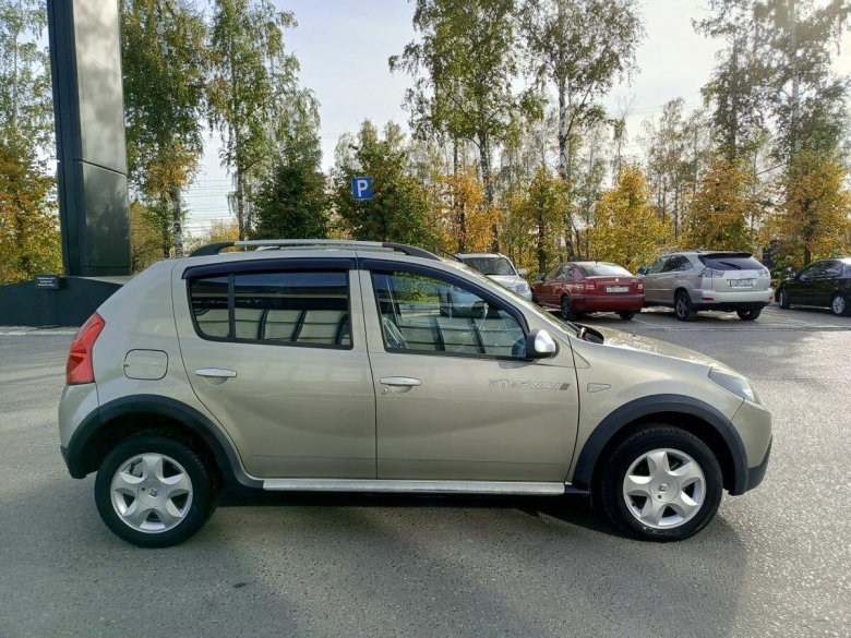 Рено сандеро степвей 2012