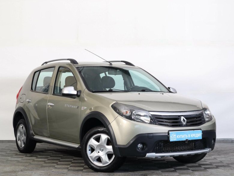 Рено Сандеро 2012 серебристый