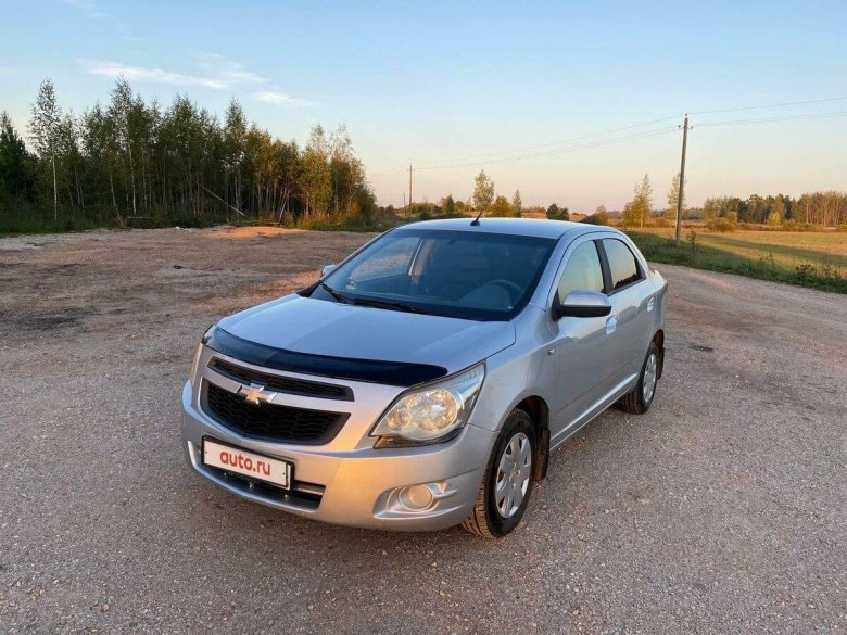 Chevrolet cobalt 2
