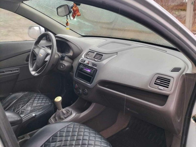 Шевроле кобальт 2 салон