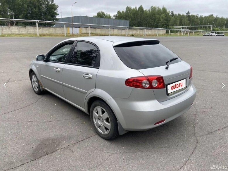 Шевроле лачетти хэтчбек серебристый