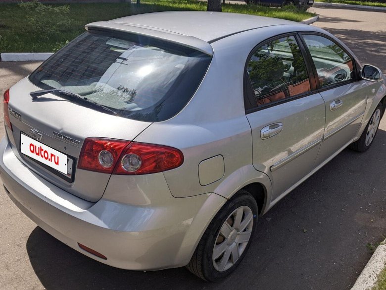Chevrolet lacetti 2010 хэтчбек