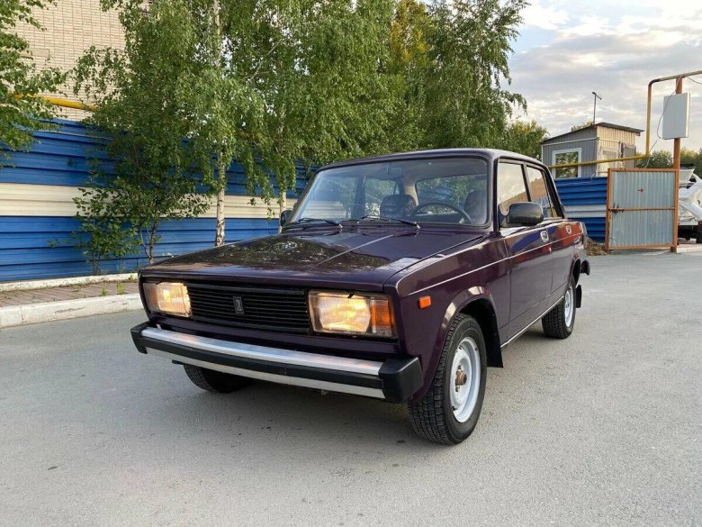 ВАЗ 2105 сиреневый