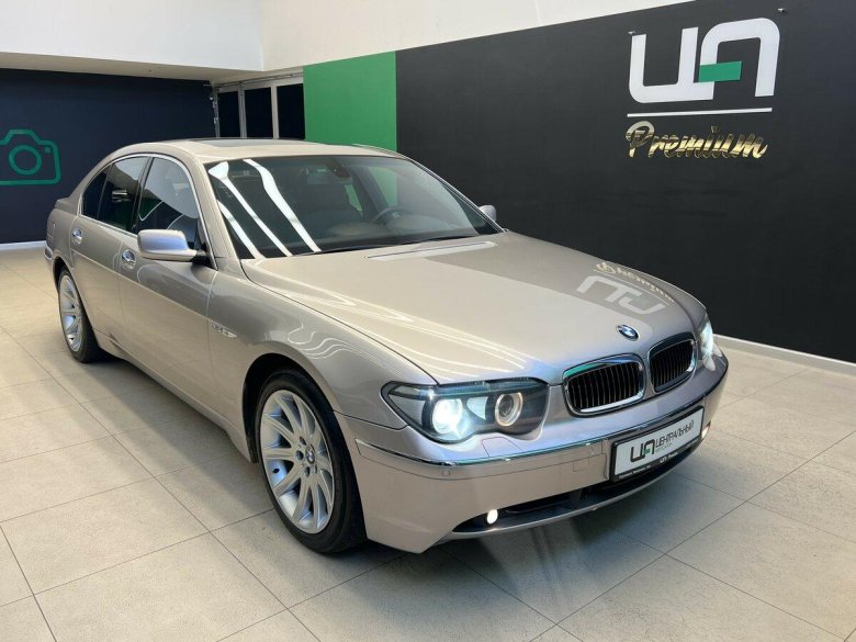 BMW 7 2004