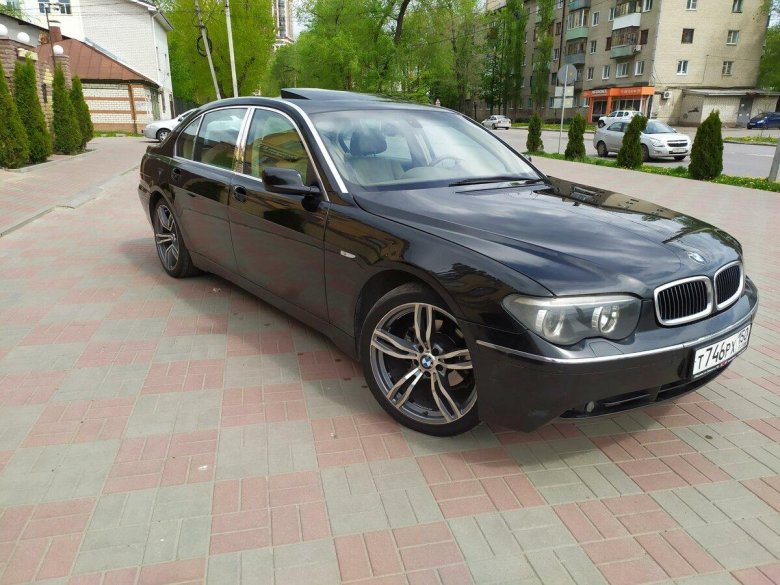 BMW 745i 2002