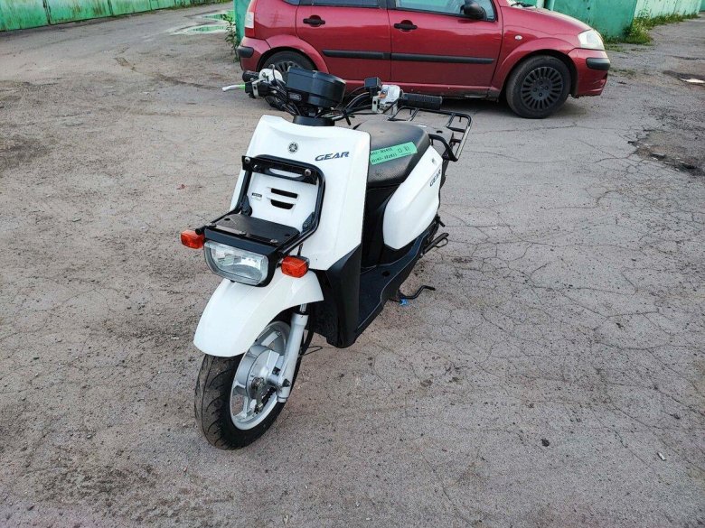 Скутер yamaha