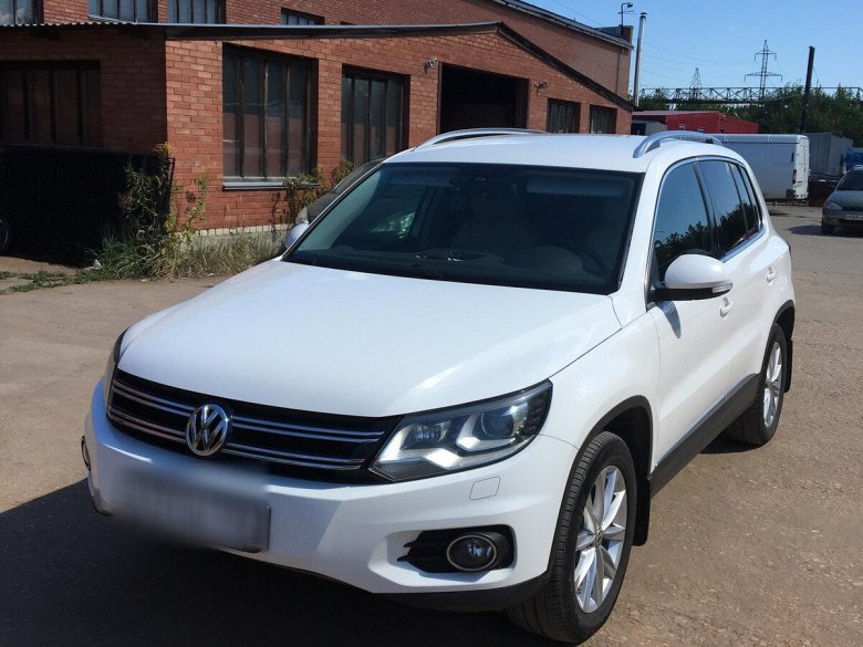 Фольксваген Тигуан белый 2012