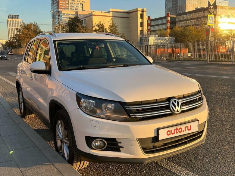 Volkswagen Tiguan 1.4 МТ