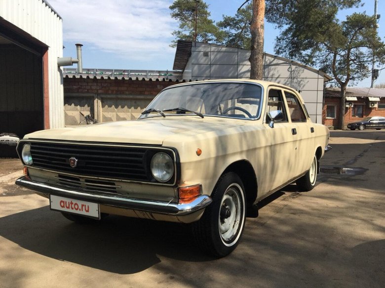 ГАЗ 2410 бежевая