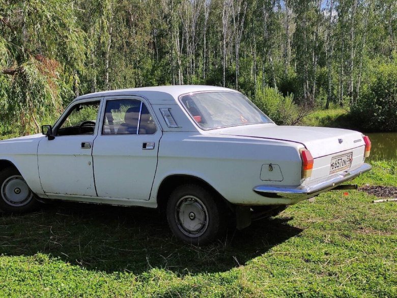 Волга газ 24 10 белая