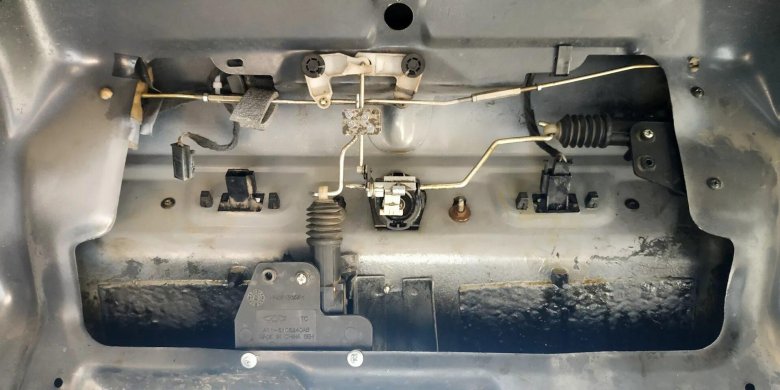 Механизм открывания багажника чери амулет а15