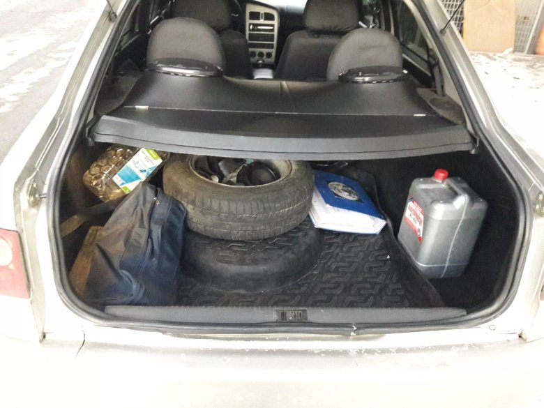 Купить заднюю полку на чери амулет в Воронеже