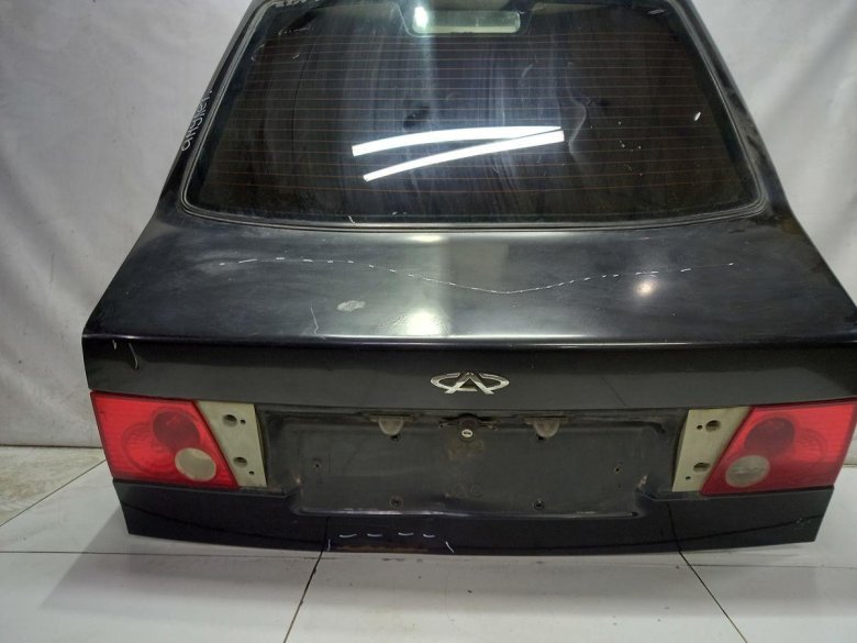 Крышка багажника chery amulet