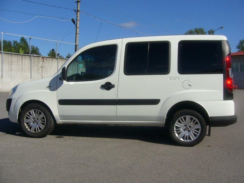 Фиат Добло 2012г