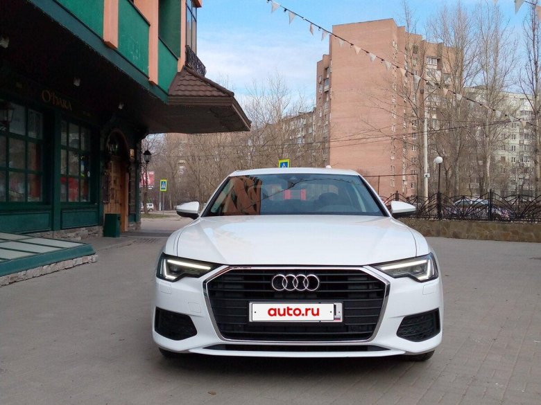 Белая ауди а 6
