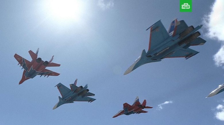 Пилотажная группа русские витязи