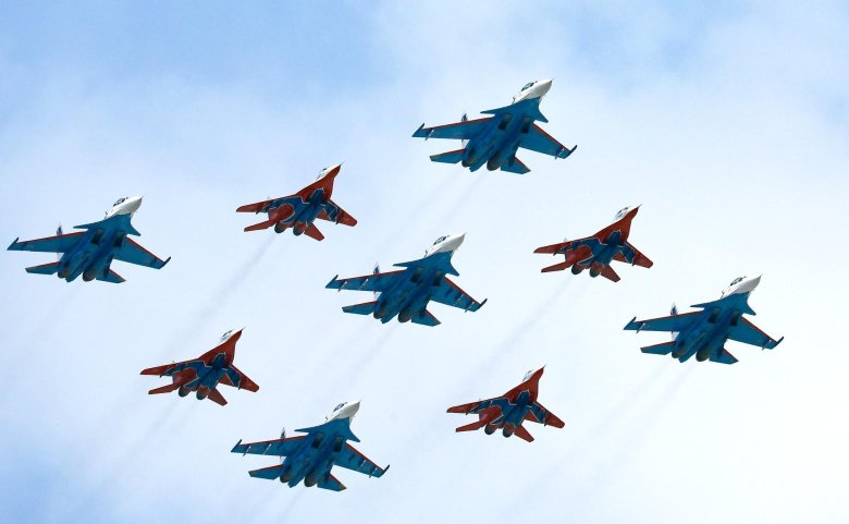 Миг-29 пилотажная группа русские витязи