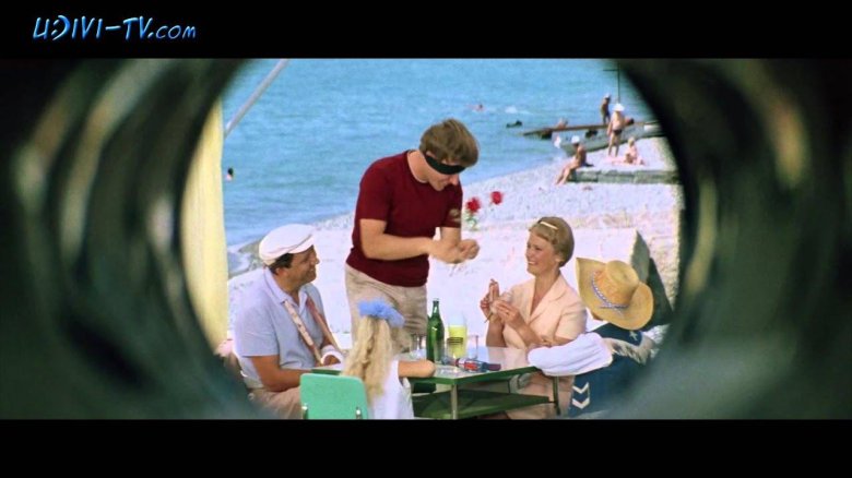 Фильм Бриллиантовая рука детям мороженое