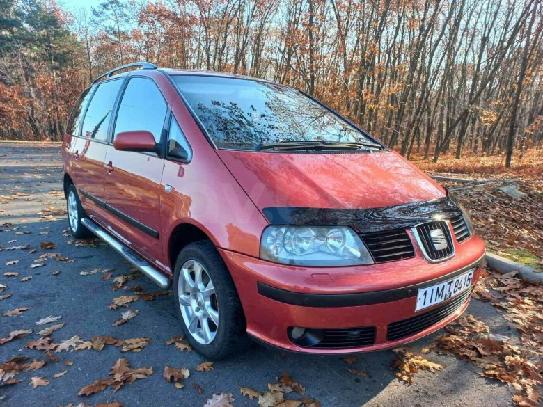 Seat Alhambra с 1996–2000 г.в белый фон