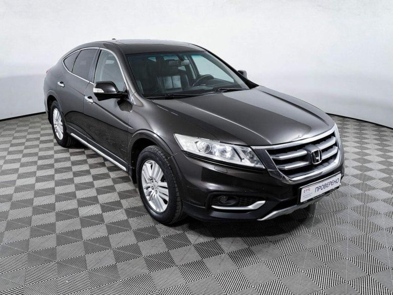 Honda crosstour i рестайлинг