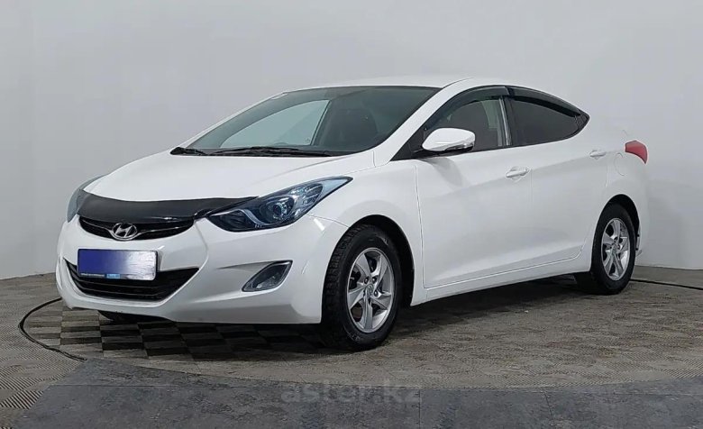 Hyundai Avante 2012