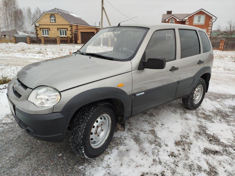 Шевроле нива 2013 года
