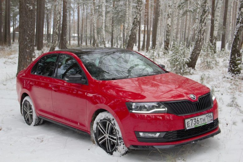 Красные Skoda Rapid 2