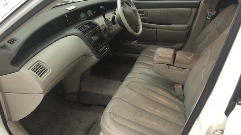 Тойота Пронард 2000