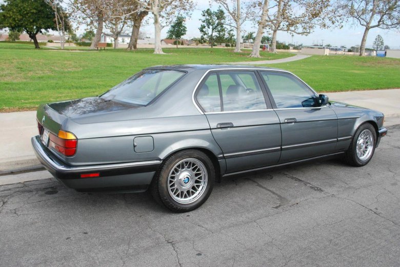 BMW 7 1988