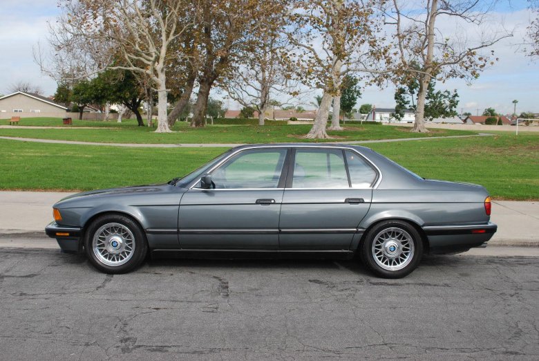 BMW 7 1989