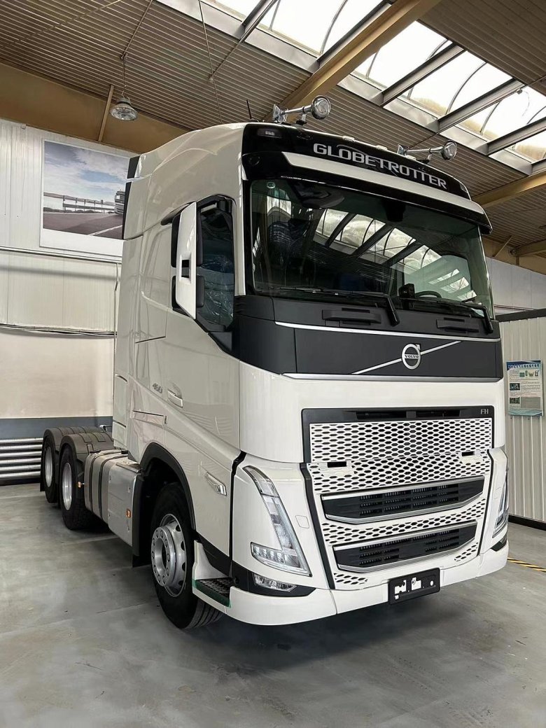 Новая вольво тягач