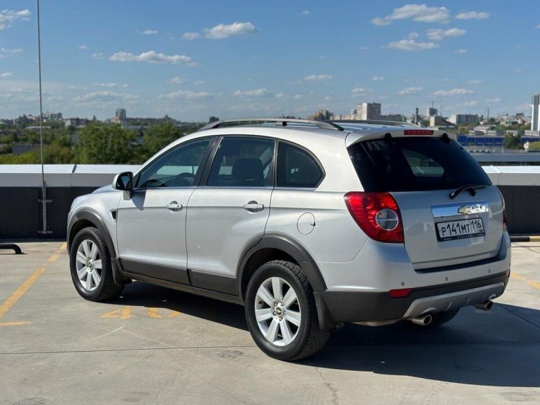Chevrolet captiva 2