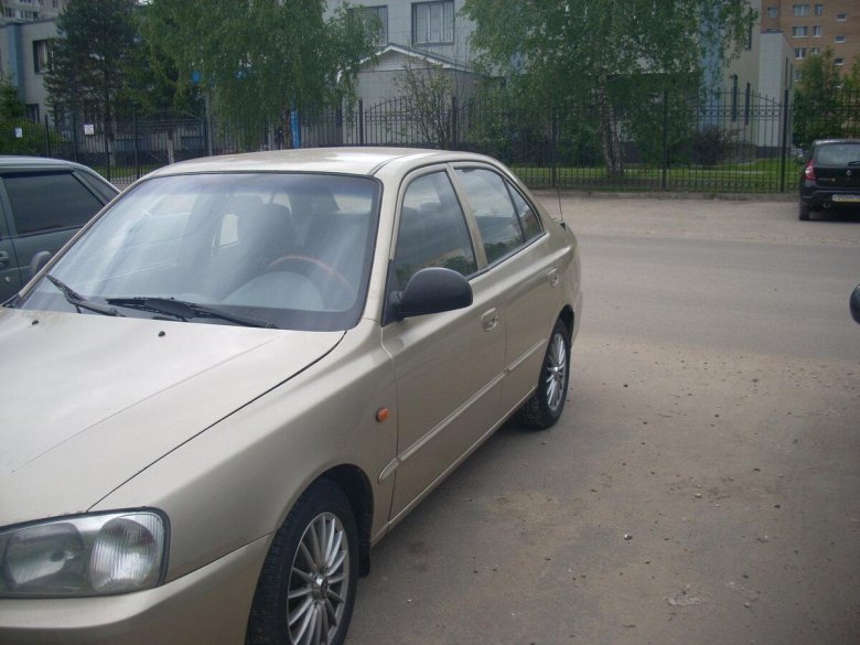Хендай акцент 2005 бежевый
